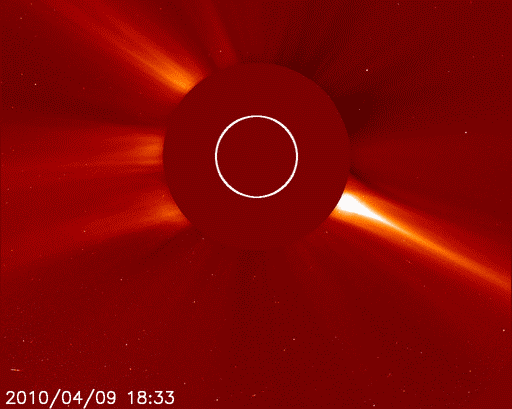 Столкновение Солнца с одной из комет Крейца, произошедшее 10 апреля 2010 года