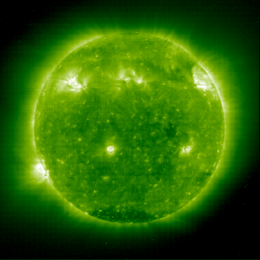 El viento solar está azotando campo magnético de la Tierra - Página 2 Coronalhole_soho_blank