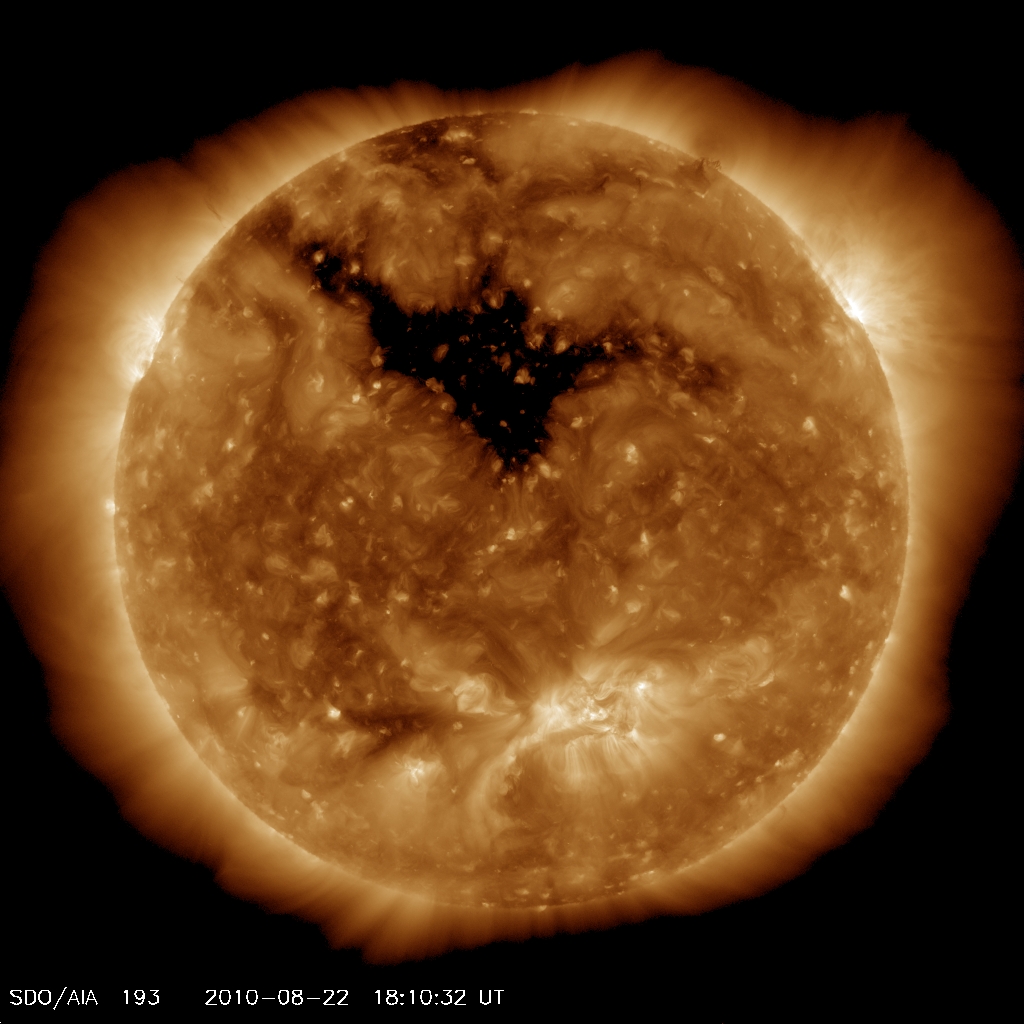 Comparativa y seguimiento de actividad solar 2010 Coronalhole_sdo_blank