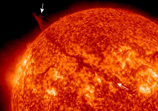 http://spaceweather.com/images2011/14nov11/filament_strip.jpg