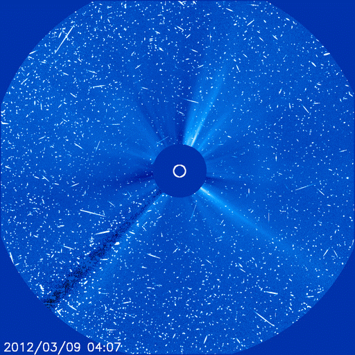 http://spaceweather.com/images2012/09mar12/cme_c3.gif