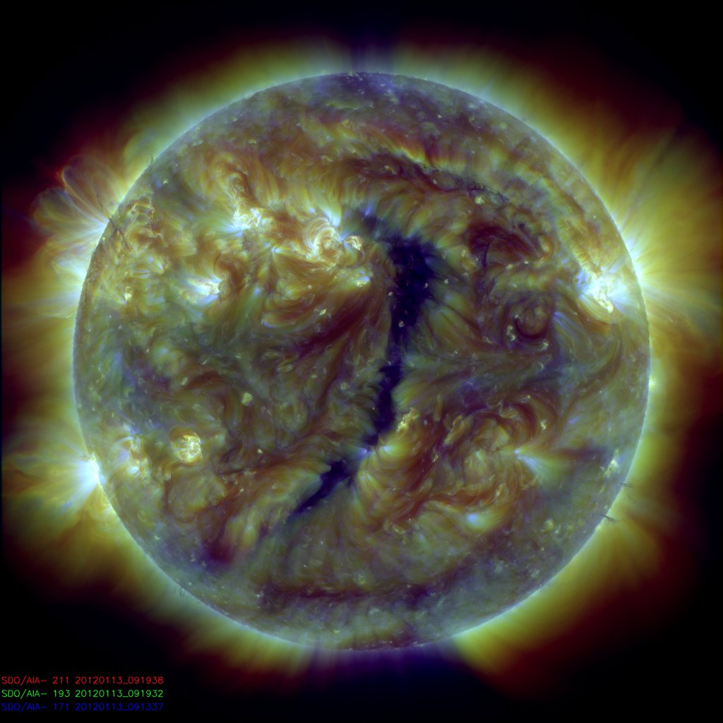 http://spaceweather.com/images2012/14jan12/coronalhole.jpg?PHPSESSID=i02bbaluuo8v0ss9l55pvd10c0