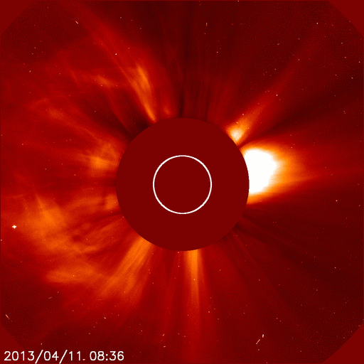 http://spaceweather.com/images2013/11apr13/m6cme_anim.gif?PHPSESSID=8ud5eo6upjta8d423fblsnid72