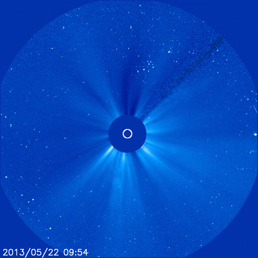 http://spaceweather.com/images2013/22may13/m5_cme_anim.gif?PHPSESSID=ffje0gh39almi2chlne579ou13