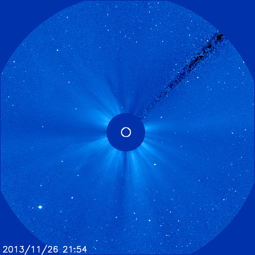http://spaceweather.com/images2013/27nov13/isoncme_anim2.gif?PHPSESSID=u6rfgltsndftchn4efac1ed2r1