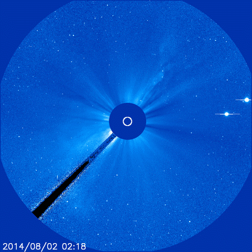 http://spaceweather.com/images2014/02aug14/crossing_anim2.gif?PHPSESSID=mu8bnmc0e17jl2vm3iflrg3gf2
