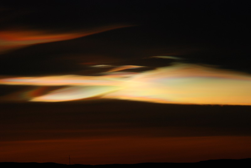 http://spaceweather.com/swpod2008/16sep08/Andrew-Klekociuk1.jpg?PHPSESSID=9t3519ofhn2bg8gkrndgmb7oj5