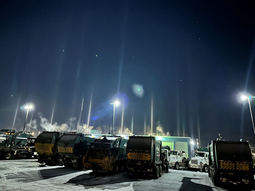 Colonnes de lumière en Alaska